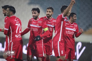 گزارش تصویری از برد پرگل پرسپولیس مقابل ویستا توربین