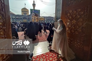 حال و هوای زائران امام رضا(ع) در آستانه سال 1401