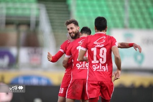 گزارش تصویری از صعود پرسپولیس با غلبه بر ذوب آهن؛ تارتار بازهم مغلوب قرمزپوشان