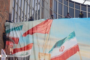 شروع بکار تعویض دیوارنگاره میدان ولیعصر(عج)
