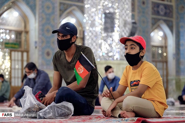 آئین وداع با پیکر شهید «نسیم افغانی»/ رواق امام خمینی حرم مطهر رضوی 