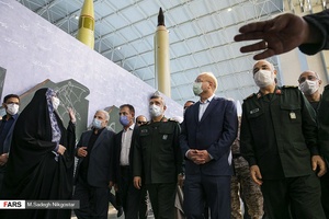 بازدید محمدباقر قالیباف رئیس مجلس شورای اسلامی از نمایشگاه پارک ملی هوافضا