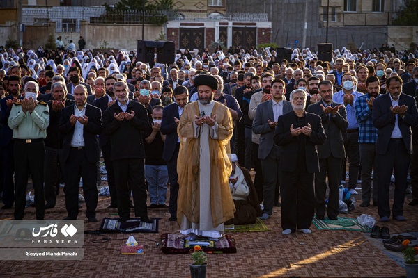 اقامه نماز عید سعید قربان در اردبیل
