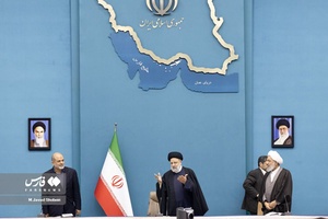 نشست «رئیس جمهور»  با ۵۰ چهره سیاسی