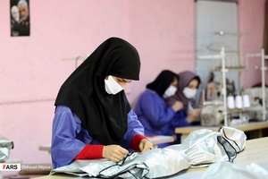 کارگاه تولید لباس محافظ پزشکی در همدان