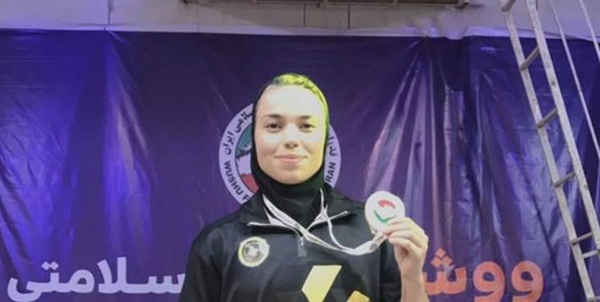 فاطمه شکوفان
