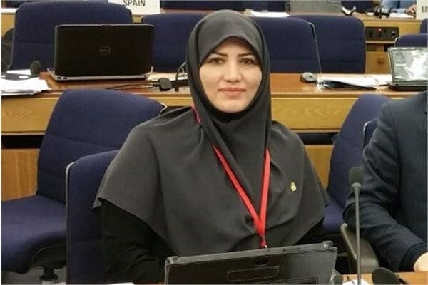 ماندانا منصوریان نماینده ایران در آیمو