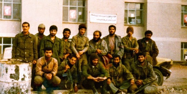 دستمال سرخ