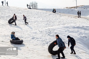 تیوپ سواری در دامنه کوه میشو