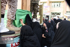 استقبال مردم از باب‌المهدی(عج) در یاسوج