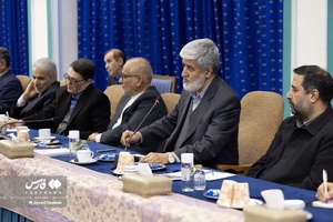 نشست «رئیس جمهور»  با ۵۰ چهره سیاسی