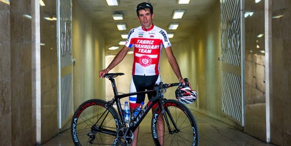 قادر میزبانی