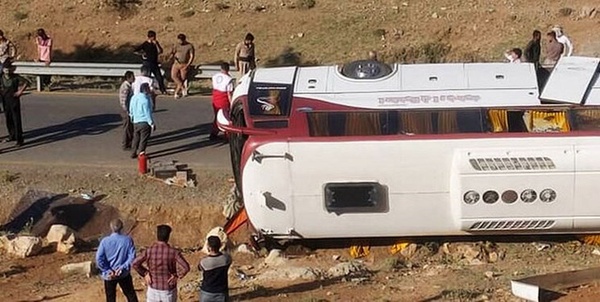 واژگونی اتوبوس