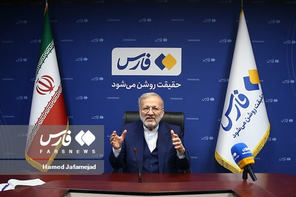 گفت و گو با منوچهر متکی رئیس خانه احزاب ایران