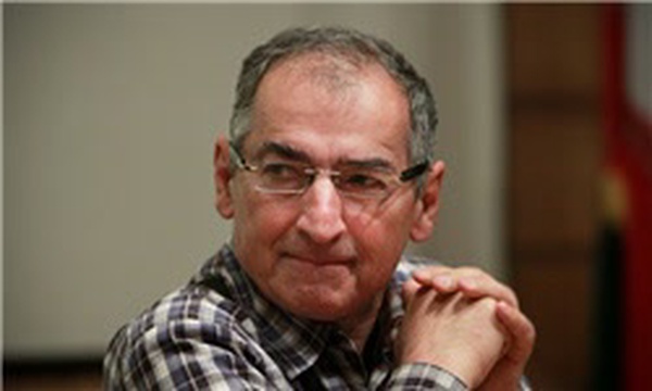 صادق زیباکلام
