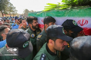 تشییع پیکر شهدای سقوط جنگنده ارتش در پایگاه هشتم شکاری نیروی هوایی