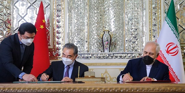 ظریف و وانگ یی امضای سند همکاری جامع