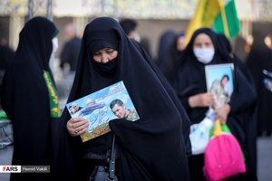 حضور مادران شهدای مدافع حرم در اجتماع بزرگ زنان عاشورایی 