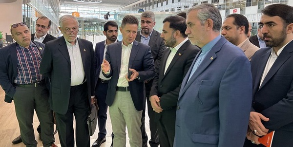 وزیر ارتباطات