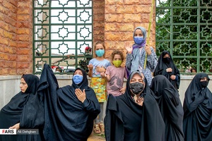 عزاداری مردم شهر دلند در حاشیه مراسم تدفین
