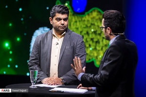 سیدحسین حسینی مجری برنامه زنده وقت انتخاب