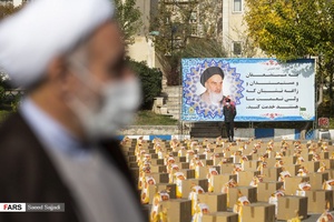 آماده‌سازی بیش از ۲۰۰۰ بسته غذایی در سومین مرحله همدلی مومنانه پلیس تهران بزرگ