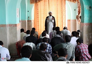حسین عالمی مبلغ نهاد رهبری در دانشگاه امیرکبیر