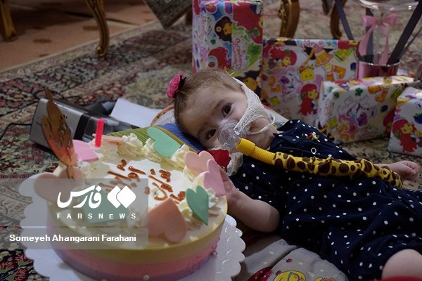 آوای کوچک مبتلابه بیماری نادر اس.ام.ای 