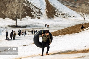 تیوپ سواری در دامنه کوه میشو