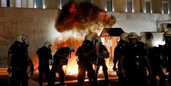 تظاهرات یونان