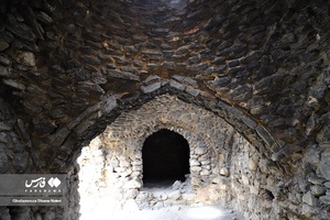 کاروانسرای سنگی صفویه در جاده چالوس 