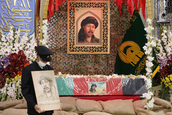 وداع با شهید نسیم افغانی