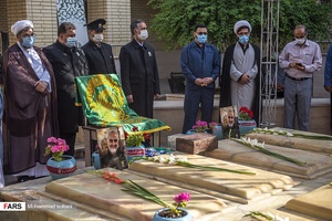  حضور کاروان زیر سایه خورشید در گلزار شهدای گمنام شهرستان ساری