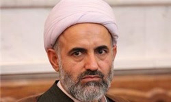 دیرباز، رئیس دانشگاه قم