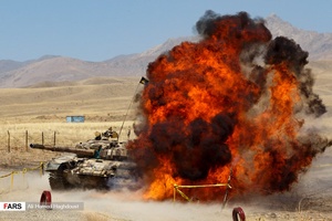 نمایی از مراحل مستند مسابقه رزم آوران که در تیپ مکانیزه امام زمان (عج) نیروی زمینی سپاه در شهرستان شبستر استان آذربایجان‌شرقی برگزار گردیده است.