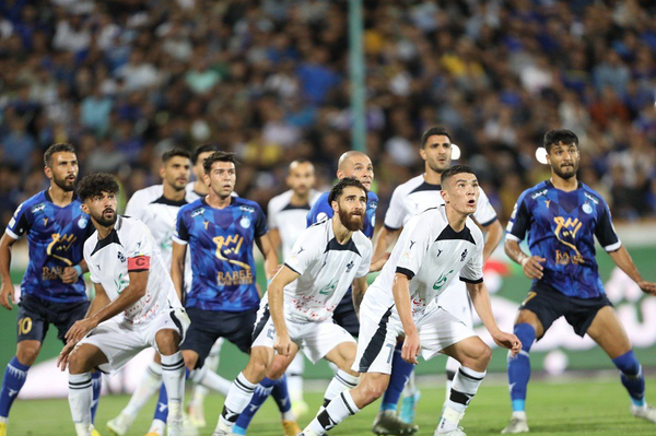 استقلال و پیکان