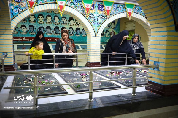 برای خانواده شهدا