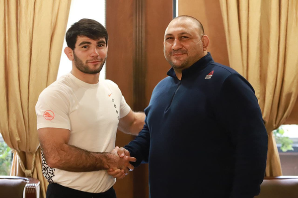 آرتور نایفونوف و علیرضا رضایی