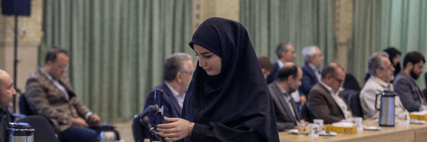 تصویر سربرگ نمایه‌ی ‌سپیده کاشانی‌