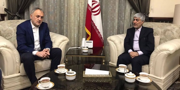 کیومرث هاشمی