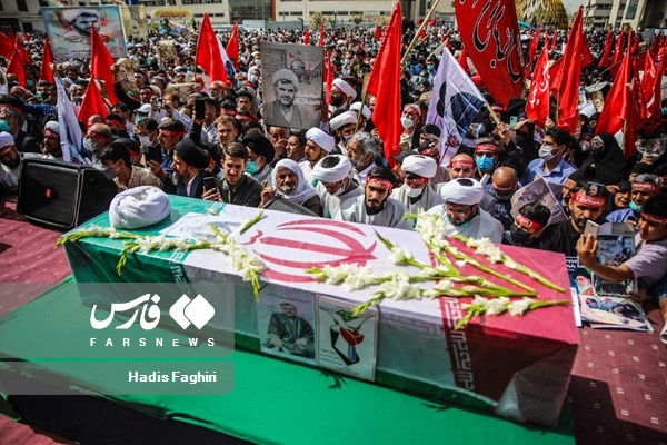 اجمالی/ گزترش تصویری مراسم تشییع شهید حادثه حرم مطهر رضوی