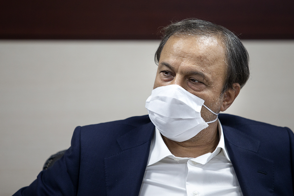 علیرضا رزم حسینی وزیر صنعت،‌معدن و تجارت