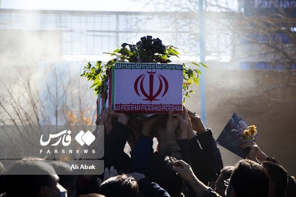 تشییع و خاکسپاری پیکر شهدای گمنام در سمنان