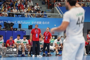 دیدار تیم‌های ملی هندبال ایران و کویت در مسابقات هندبال بازی‌های آسيايی هانگژو