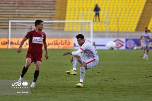 لیگ برتر فوتبال/ پدیده مشهد 1 -1 پرسپولیس تهران