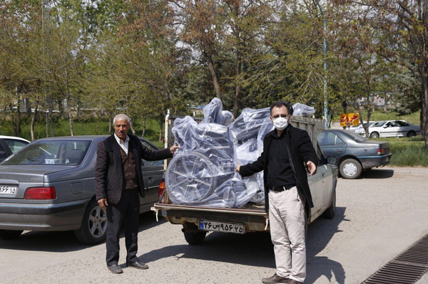 خرید ۱۳ دستگاه ویلچر  در اهر به جای احسان