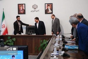 حضور محمد مخبر معاون اول رئیس جمهور در مراسم امضای تفاهم نامه ساخت ورزشگاه جدید در تهران